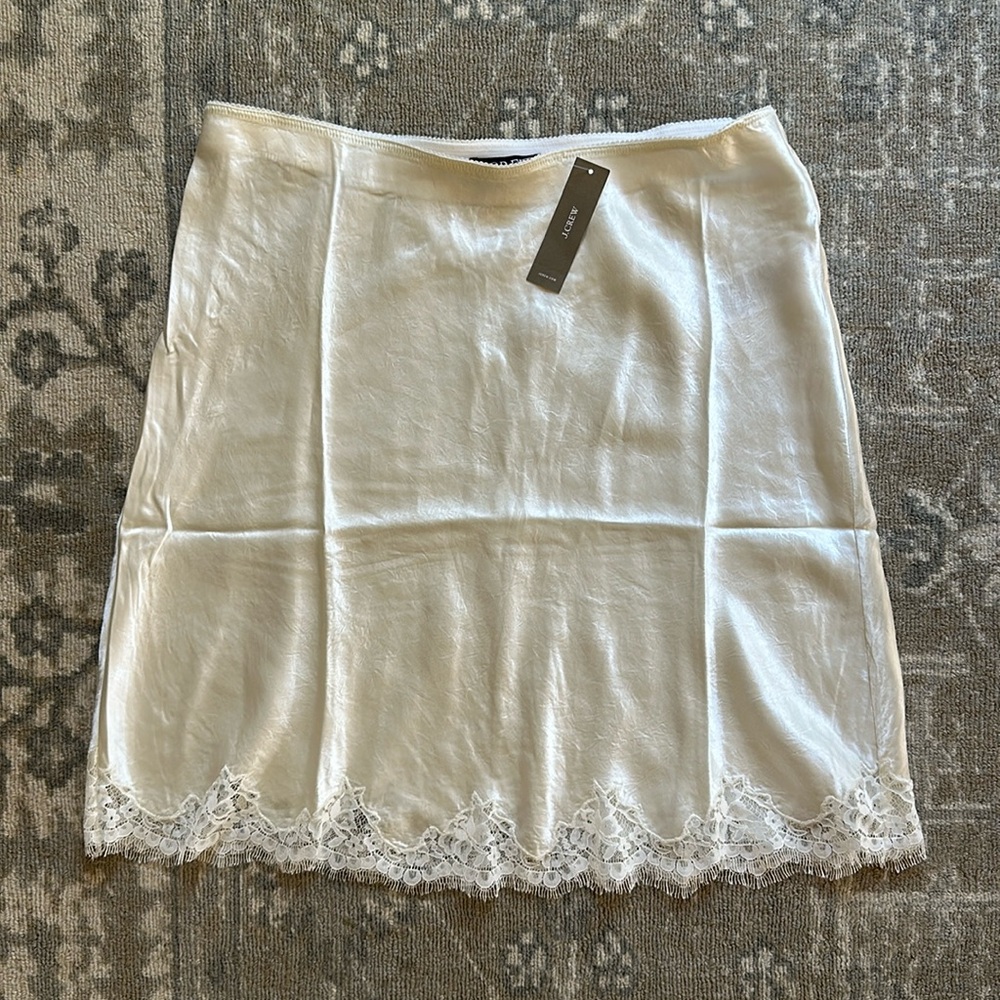 NWT Satin and Lace White Skirt